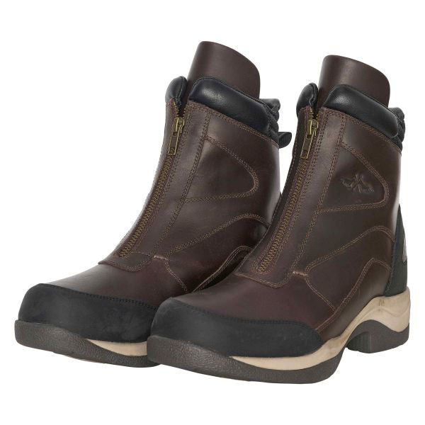 Boots, Caitlin